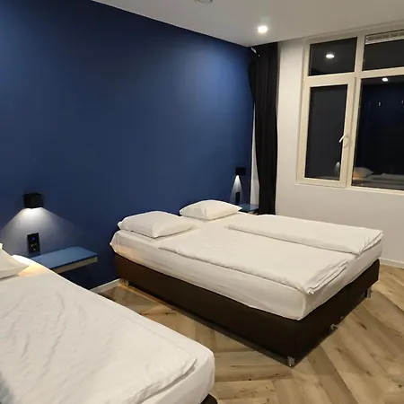 Port 3* רוטרדם