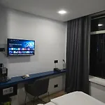 Port Hotel