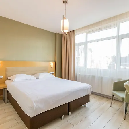 Port Hotel 3*