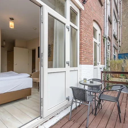 Port Hotel 3*