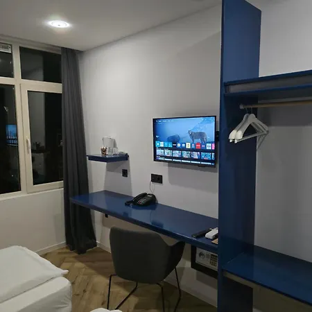 Port Hotel 3*